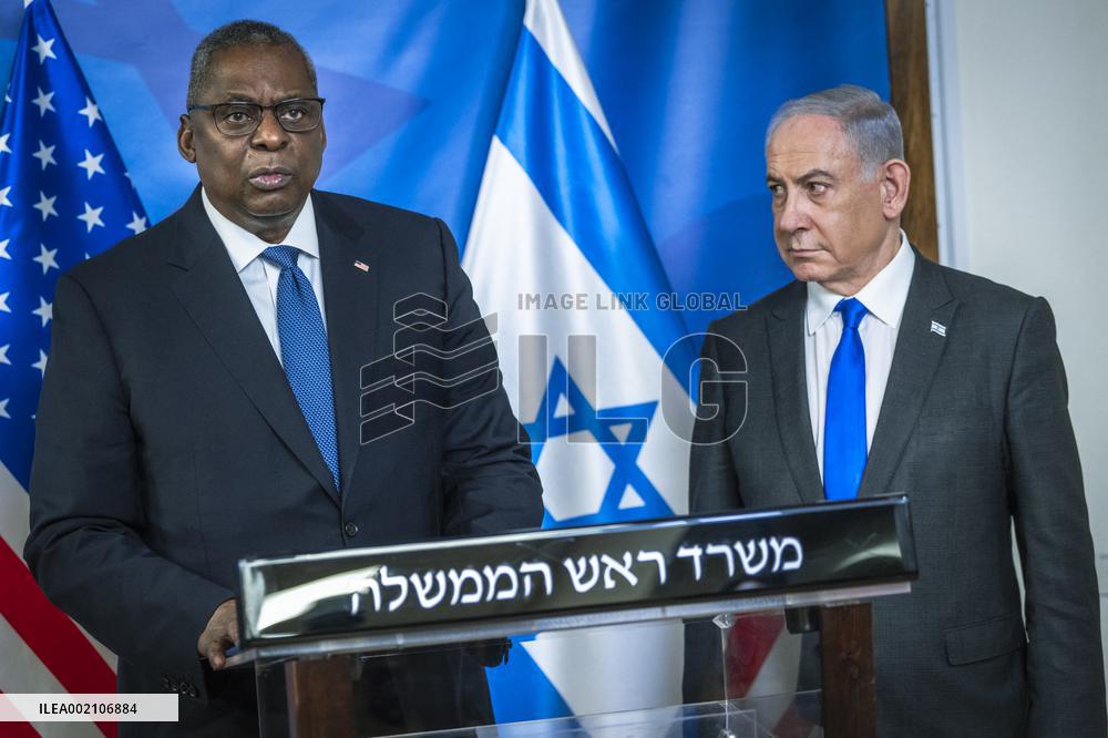 Lloyd Austin Visits Tel Aviv