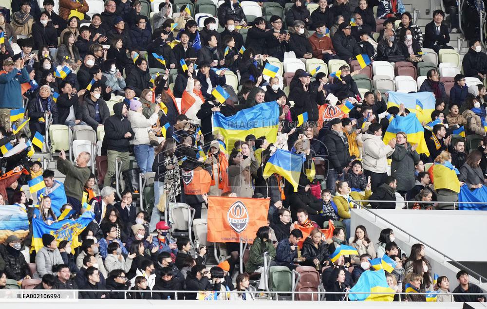 Football: Fukuoka, Shakhtar charity match in Tokyo
