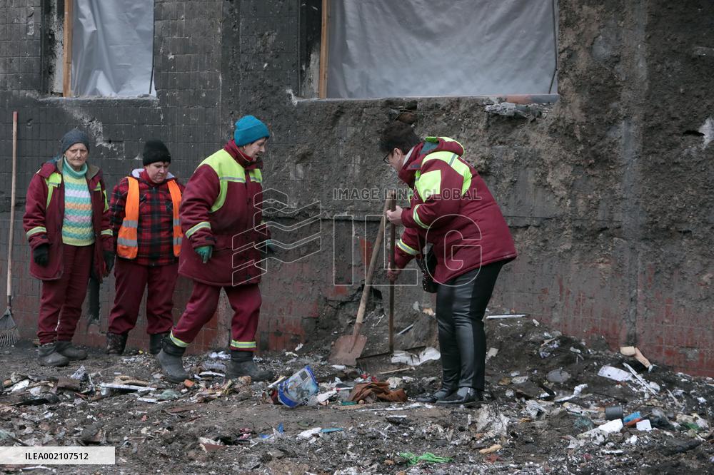 Aftermath of December 13 Russian missile attack on Kyiv