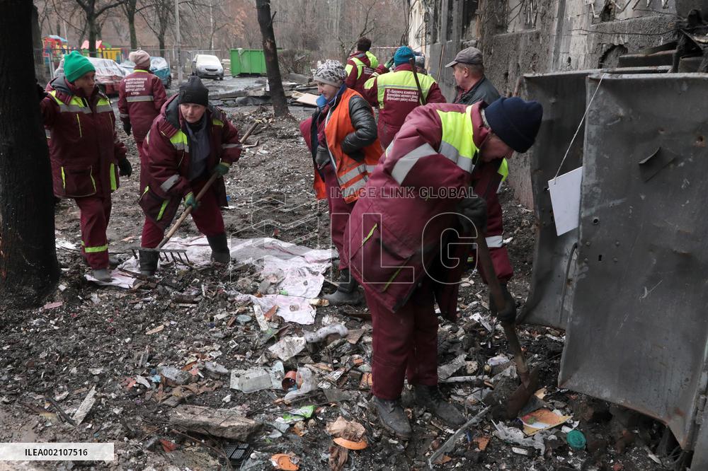Aftermath of December 13 Russian missile attack on Kyiv