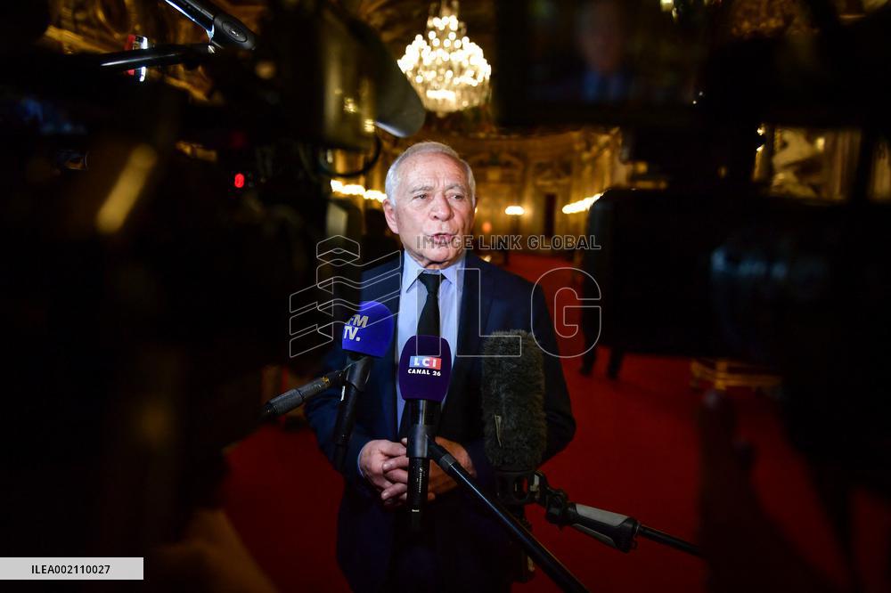 Controversial Immigration Law Passes Parliament - Paris