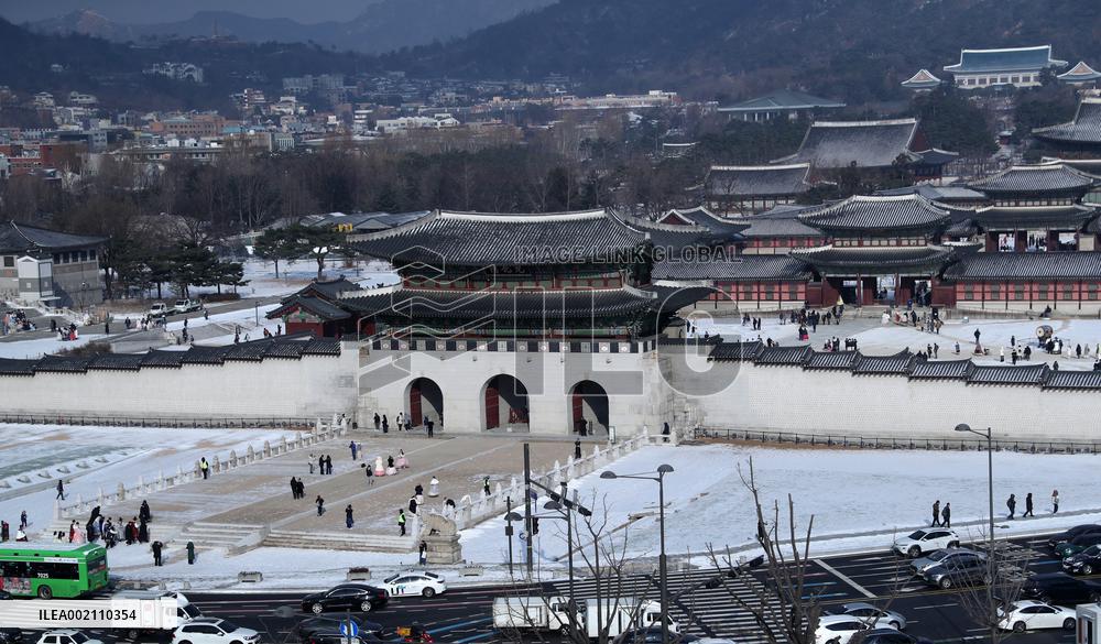 SOUTH KOREA-SEOUL-SNOW SCENERY