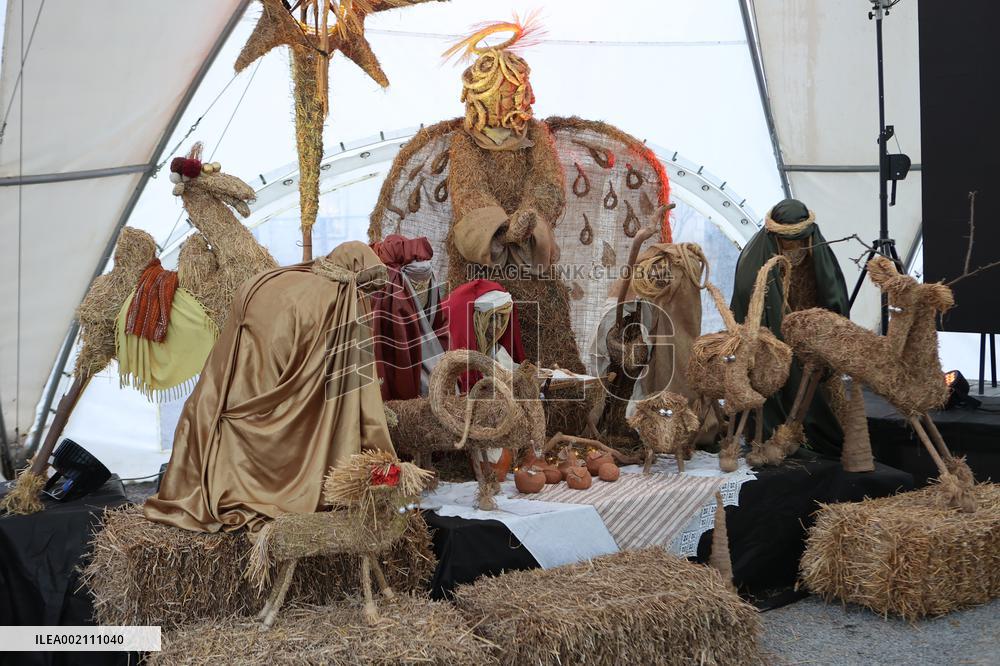 Straw nativity scene set up in Ivano-Frankivsk