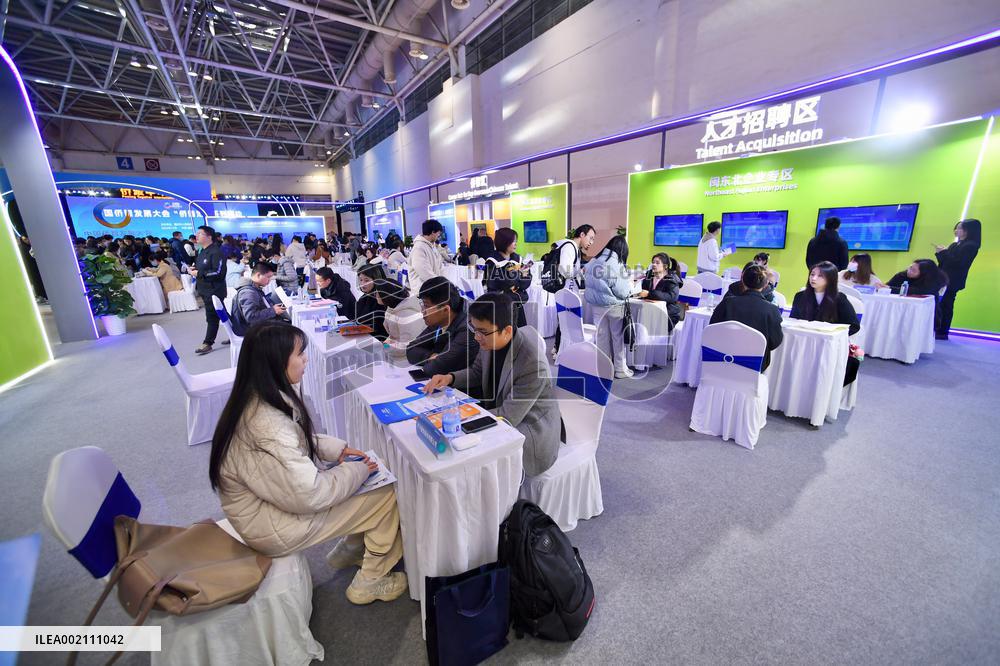 CHINA-FUJIAN-FUZHOU-OVERSEAS CHINESE TALENT CONFERENCE FOR DEVELOPMENT-CAREER FAIR (CN)