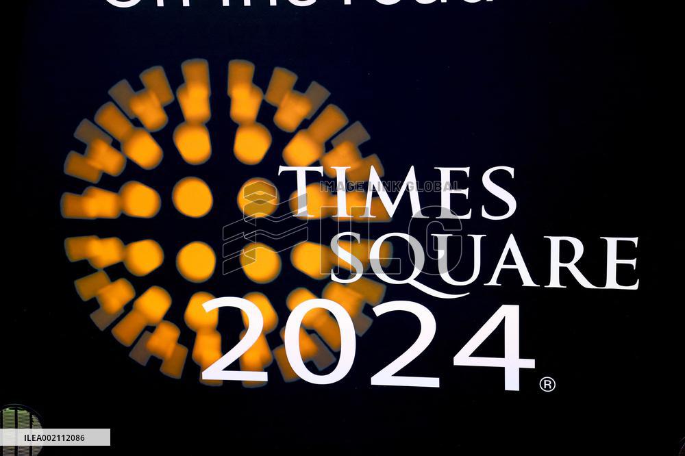 2024 Official New Year Numerals - Times Square