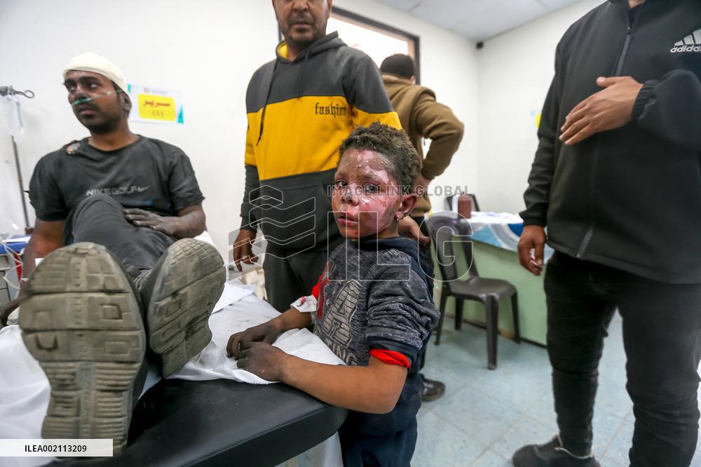 Death Toll Passes 20,000 - Gaza