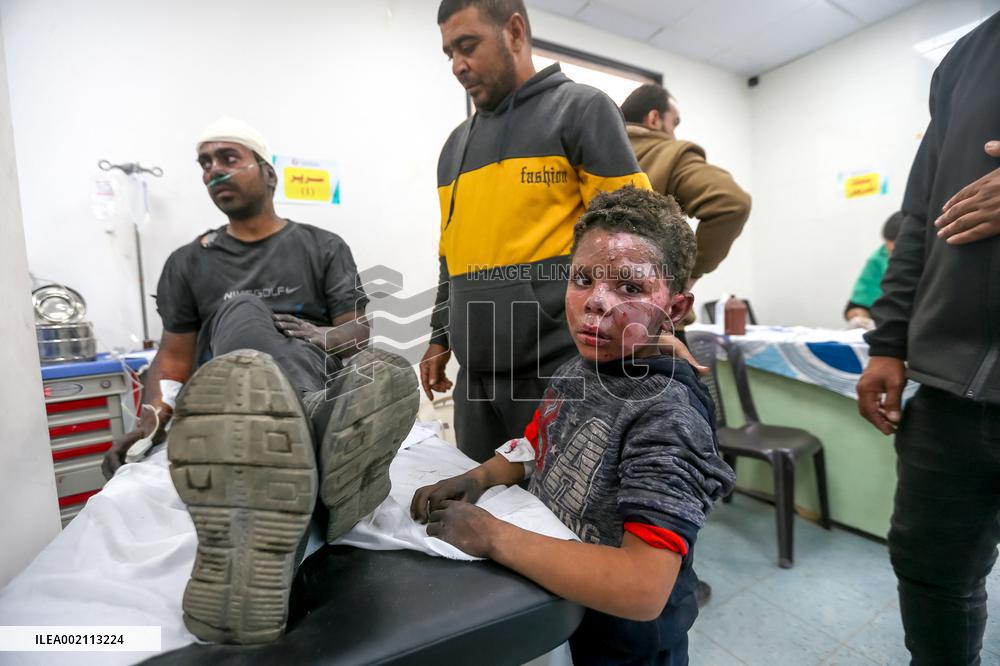 Death Toll Passes 20,000 - Gaza