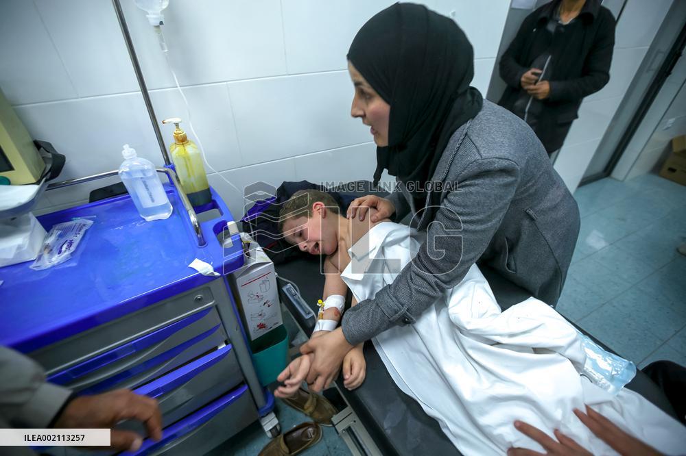 Death Toll Passes 20,000 - Gaza