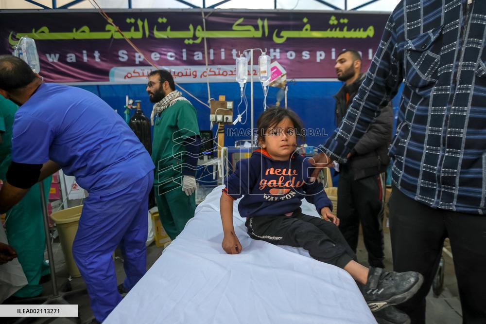 Death Toll Passes 20,000 - Gaza