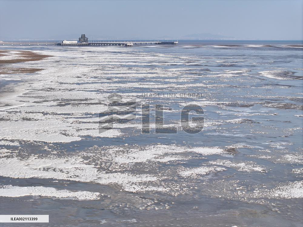 Sea Ice Landscape in Lianyungang