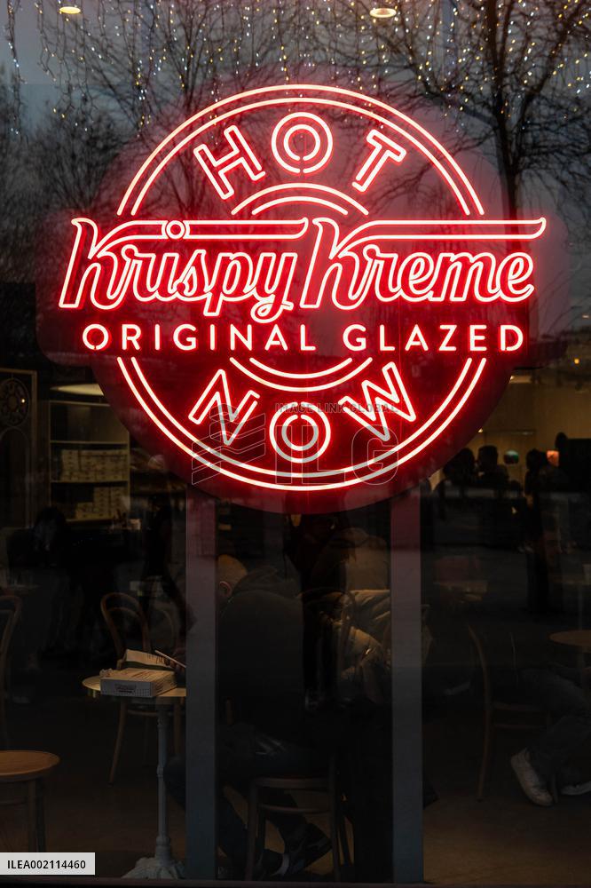 Paris Gets First Taste Of Krispy Kremes