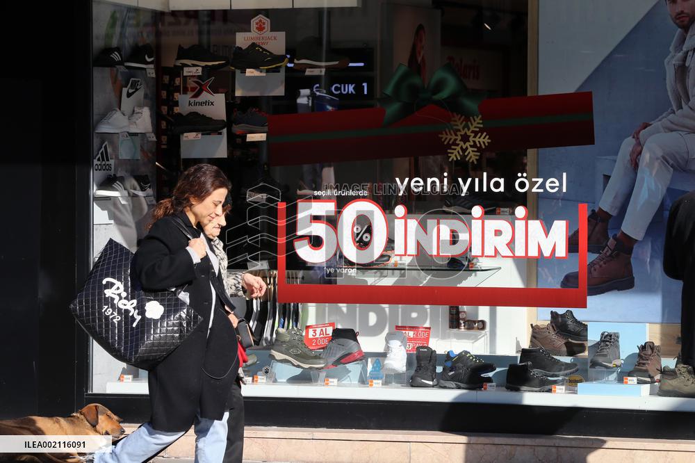 TÜRKIYE-ANKARA-HOLIDAY SHOPPING-ECONOMIC CHILL
