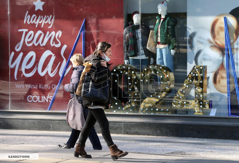 TÜRKIYE-ANKARA-HOLIDAY SHOPPING-ECONOMIC CHILL