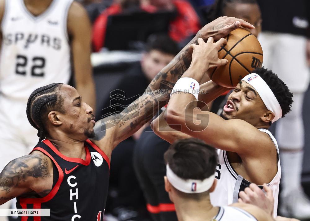 (SP)U.S.-CHICAGO-BASKETBALL-NBA-SPURS VS BULLS