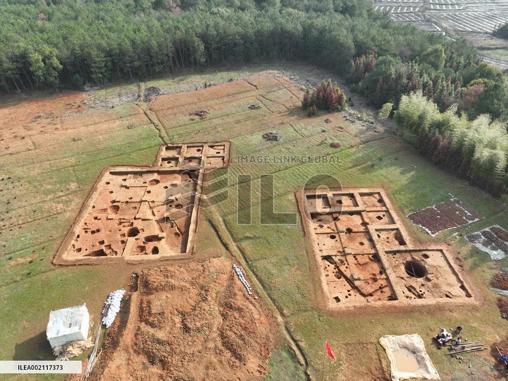 CHINA-HUNAN-ANCIENT WOODEN SLIPS-FINDING(CN)