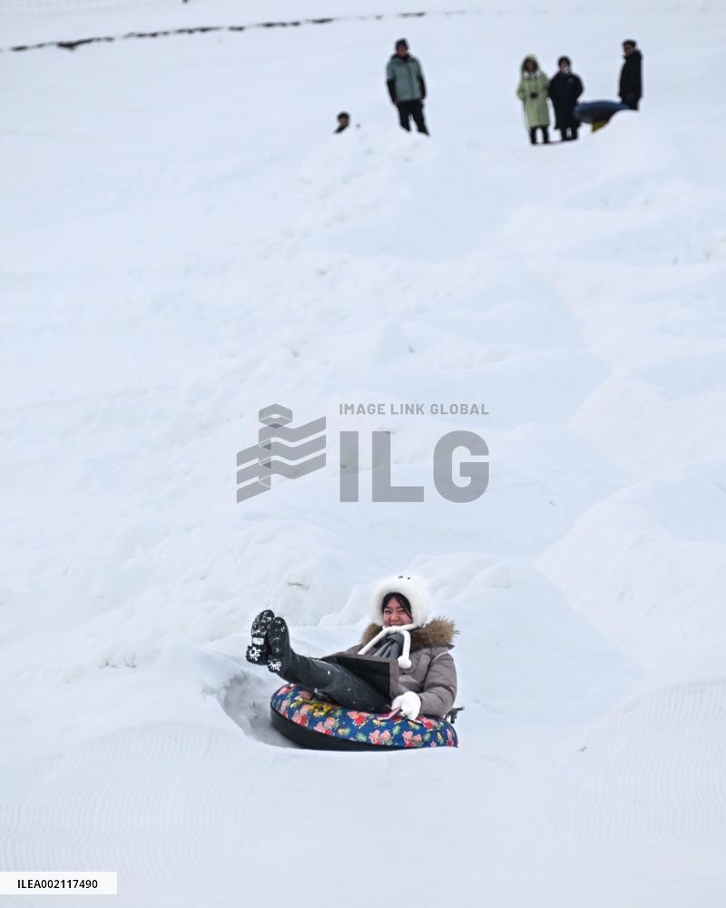 CHINA-XINJIANG-TOURISM-SKIING (CN)
