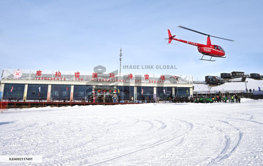 CHINA-XINJIANG-TOURISM-SKIING (CN)