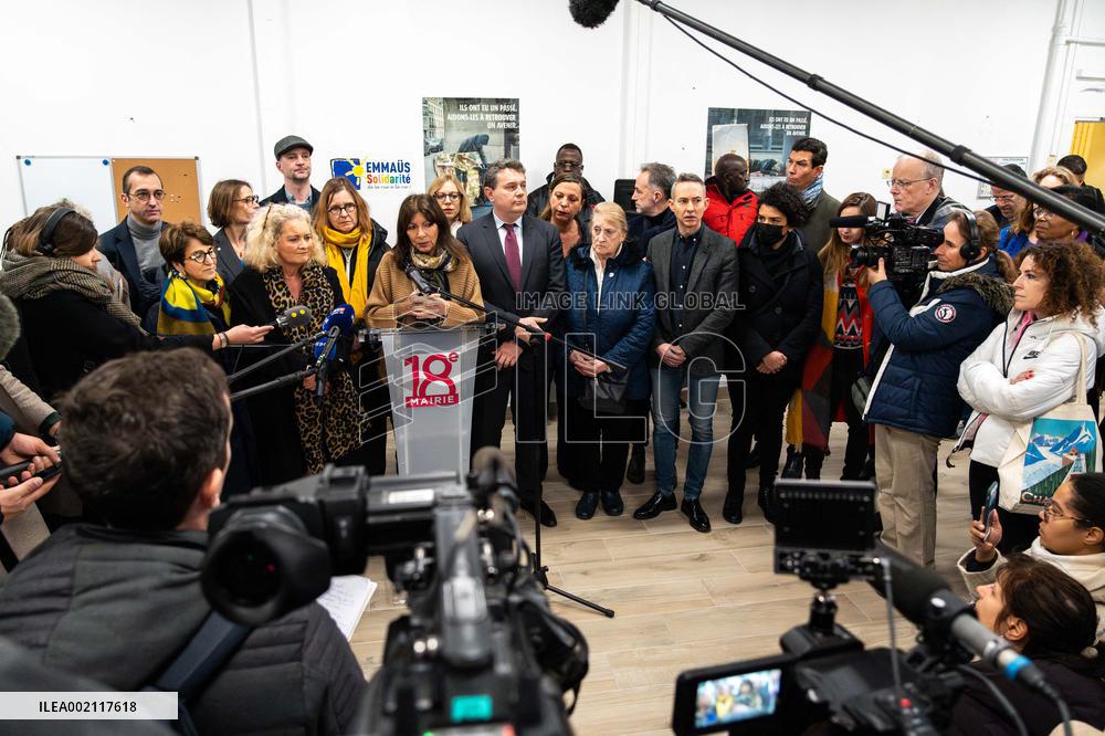 Paris mayor visits emergency shelter - Paris