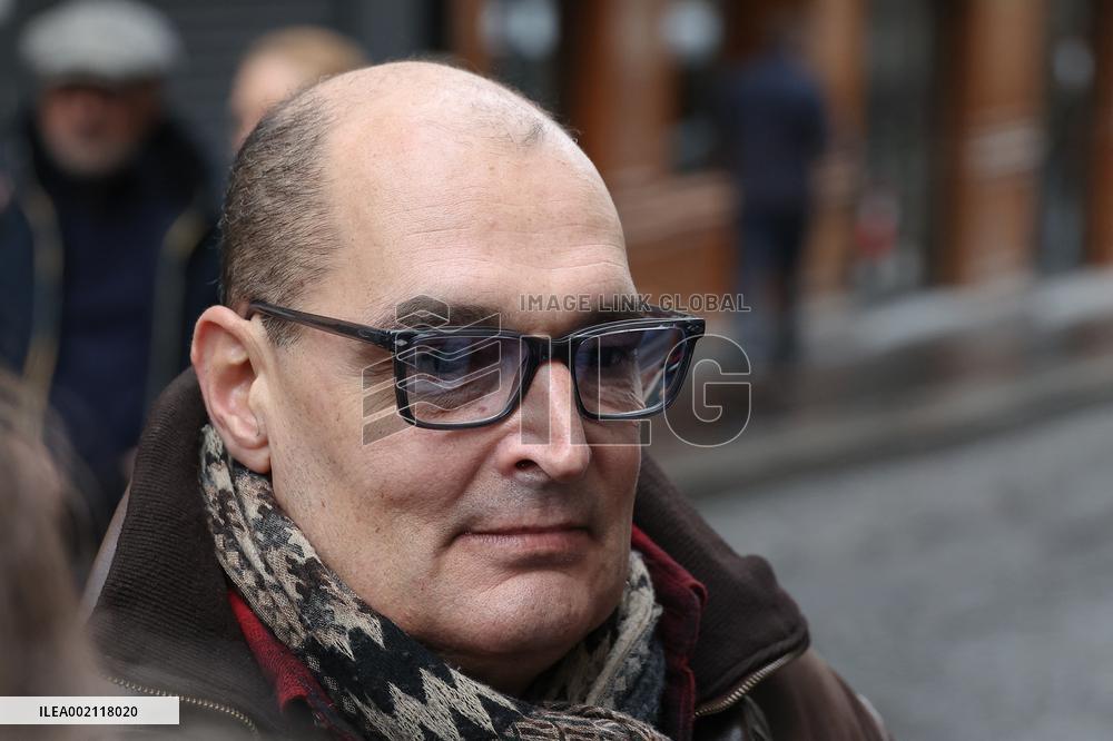 Laeticia Hallyday Unveil A Plaque In Tribute To Johnny Hallyday - Paris