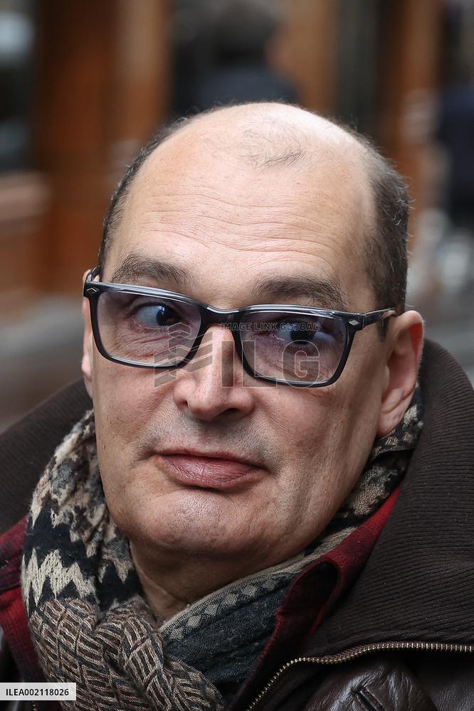 Laeticia Hallyday Unveil A Plaque In Tribute To Johnny Hallyday - Paris