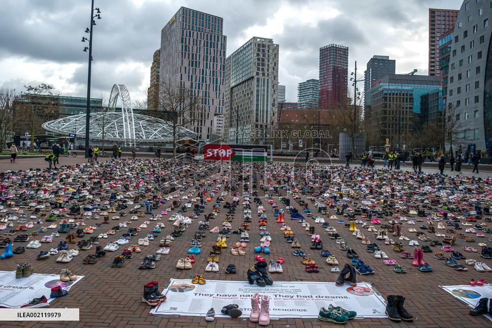 Display of 8000 Shoes In Rotterdam
