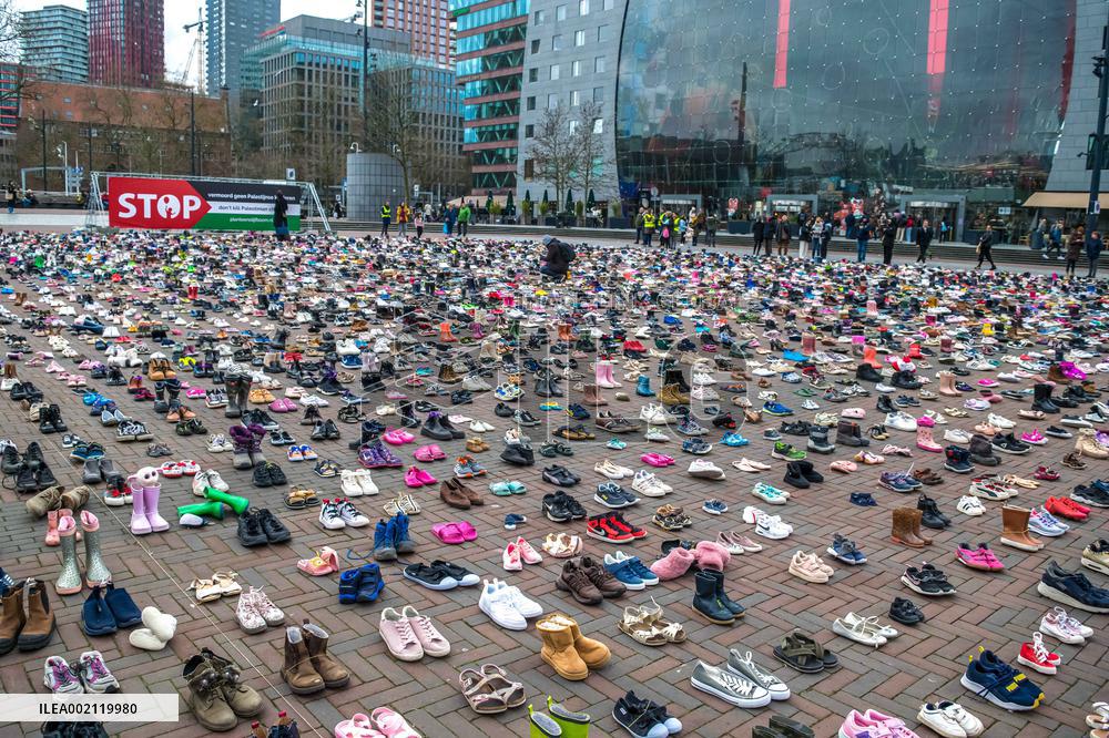 Display of 8000 Shoes In Rotterdam