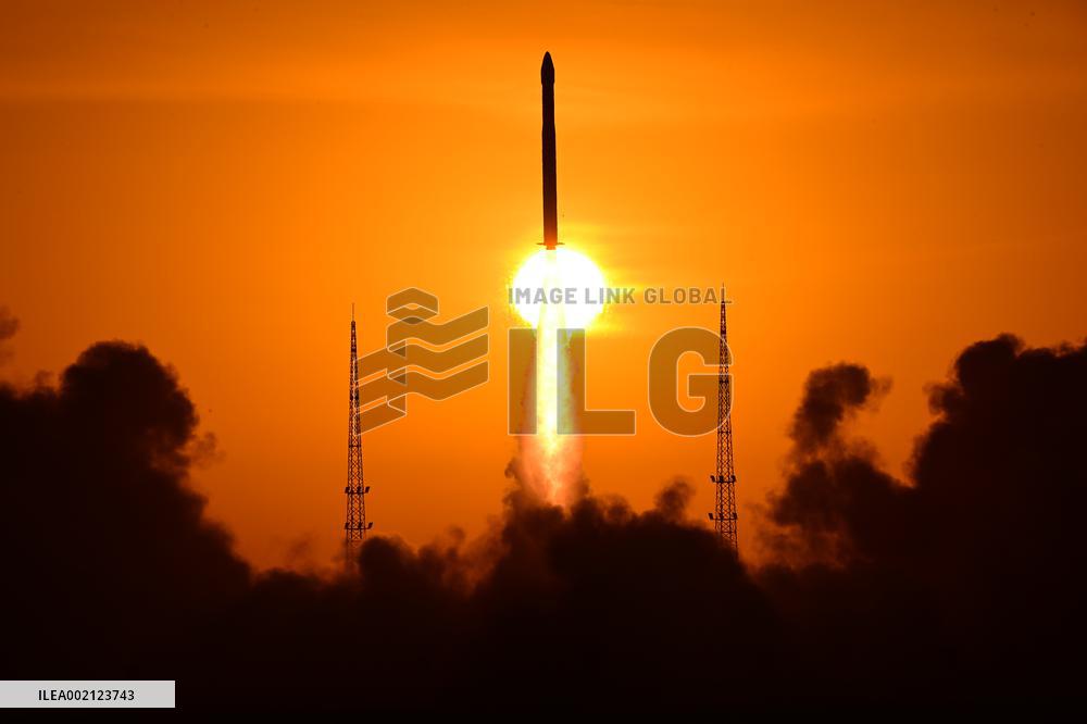 (EyesonSci)CHINA-JIUQUAN-METEOROLOGICAL SATELLITES-LAUNCH (CN)