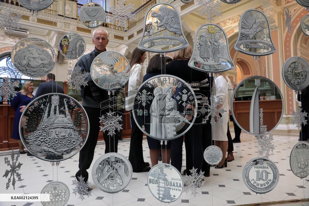 National Bank presents new set of commemorative coins