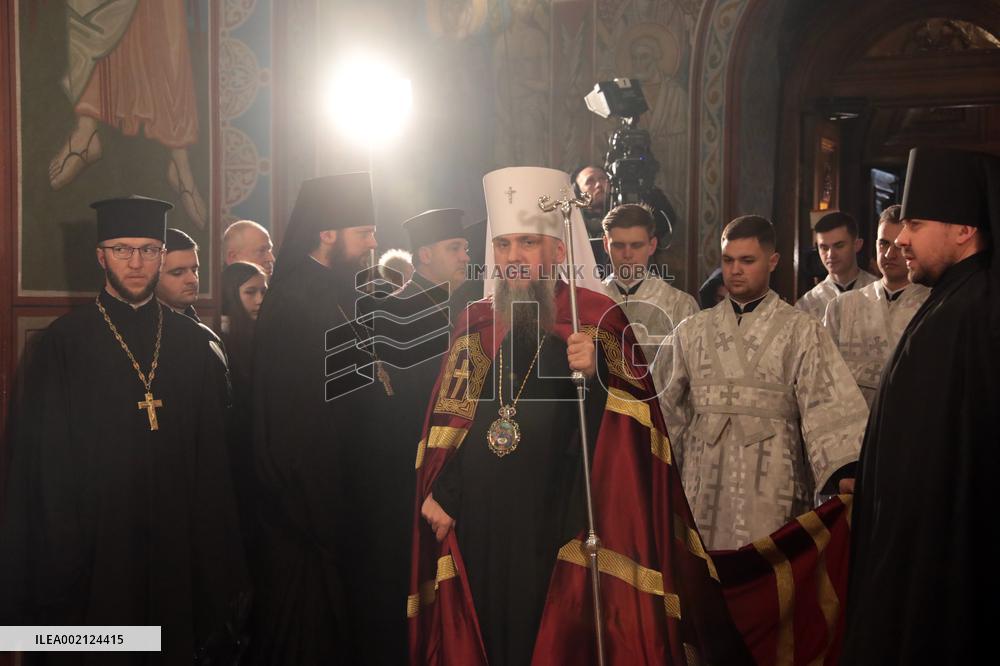 All-night vigil in Kyiv on Christmas Eve