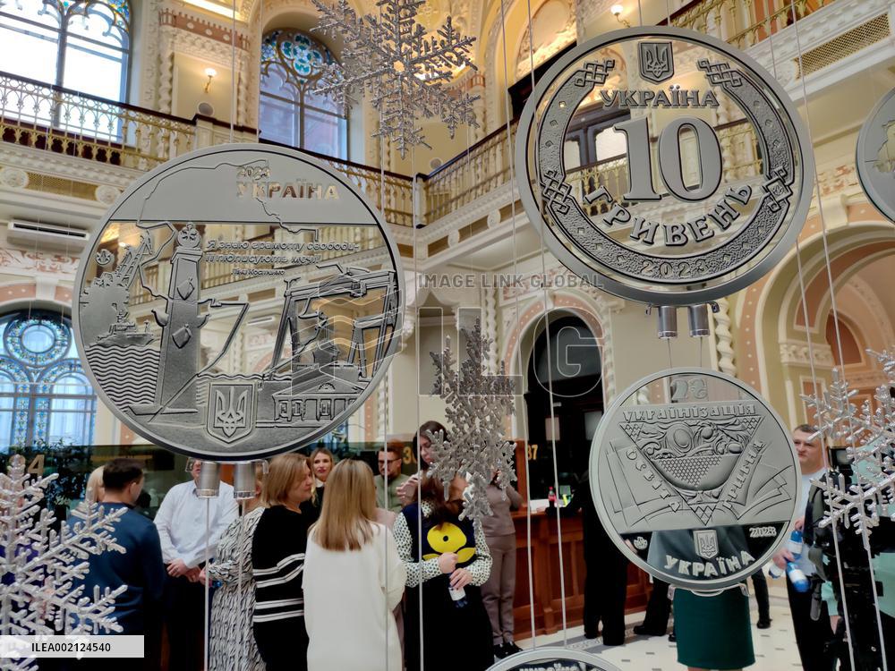 National Bank presents new set of commemorative coins