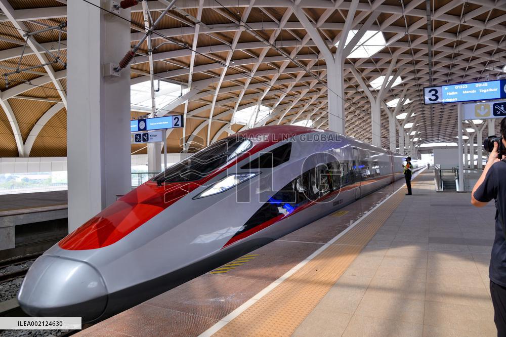 INDONESIA-JAKARTA-BANDUNG HSR-PASSENGER FLOW-ONE MILLION