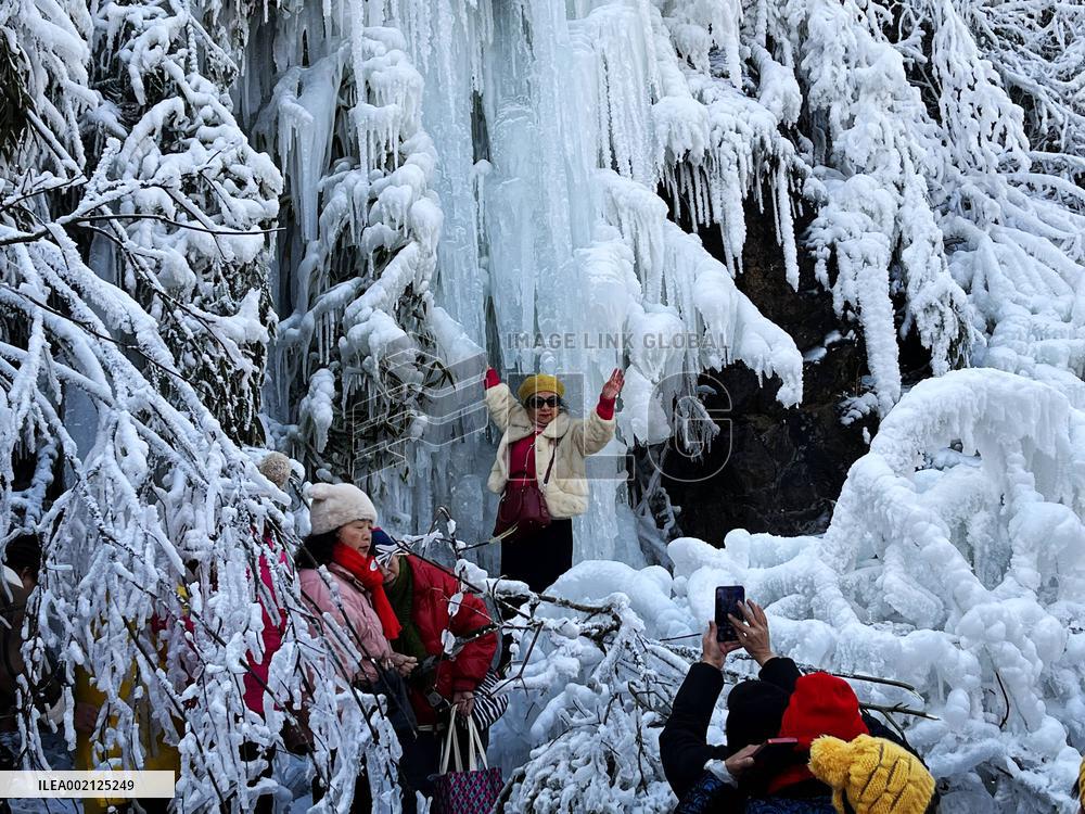 Snow Scenery in Chongqing