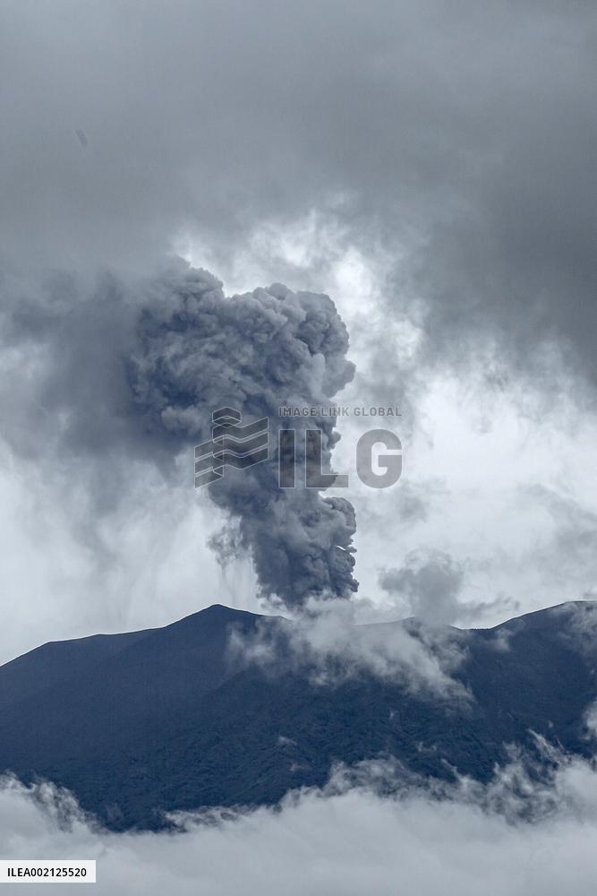 INDONESIA-WEST SUMATRA-MOUNT MARAPI-ERUPTION