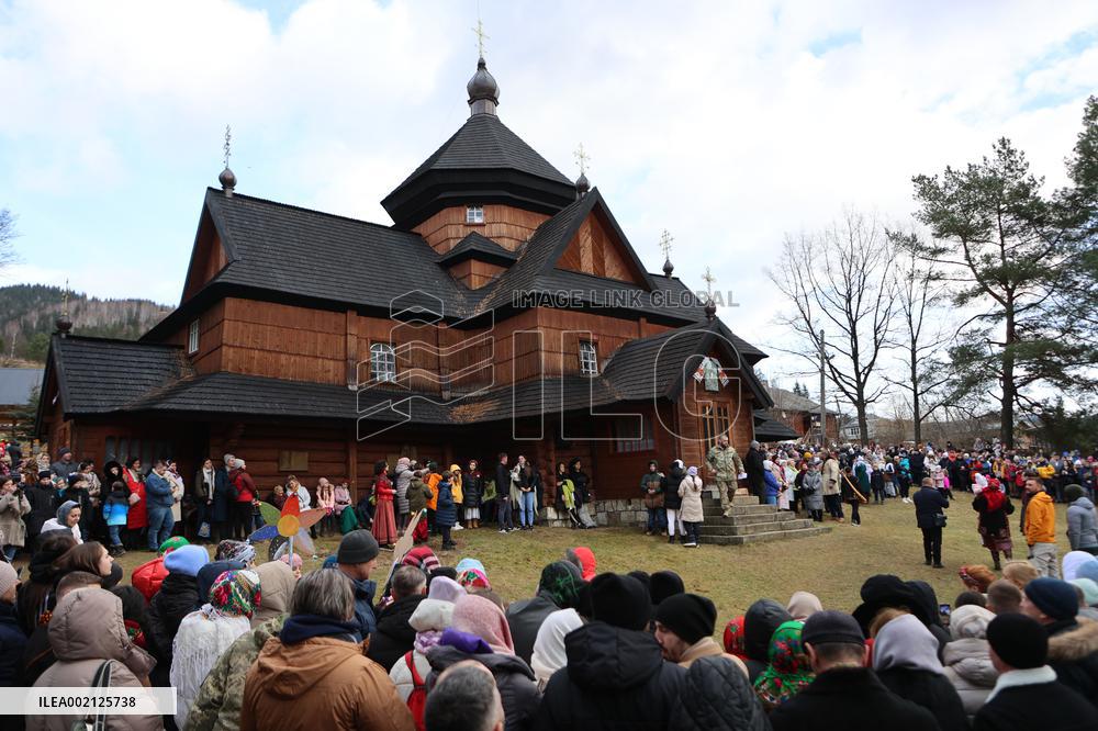 Hutsul carols in Ivano-Frankivsk Region