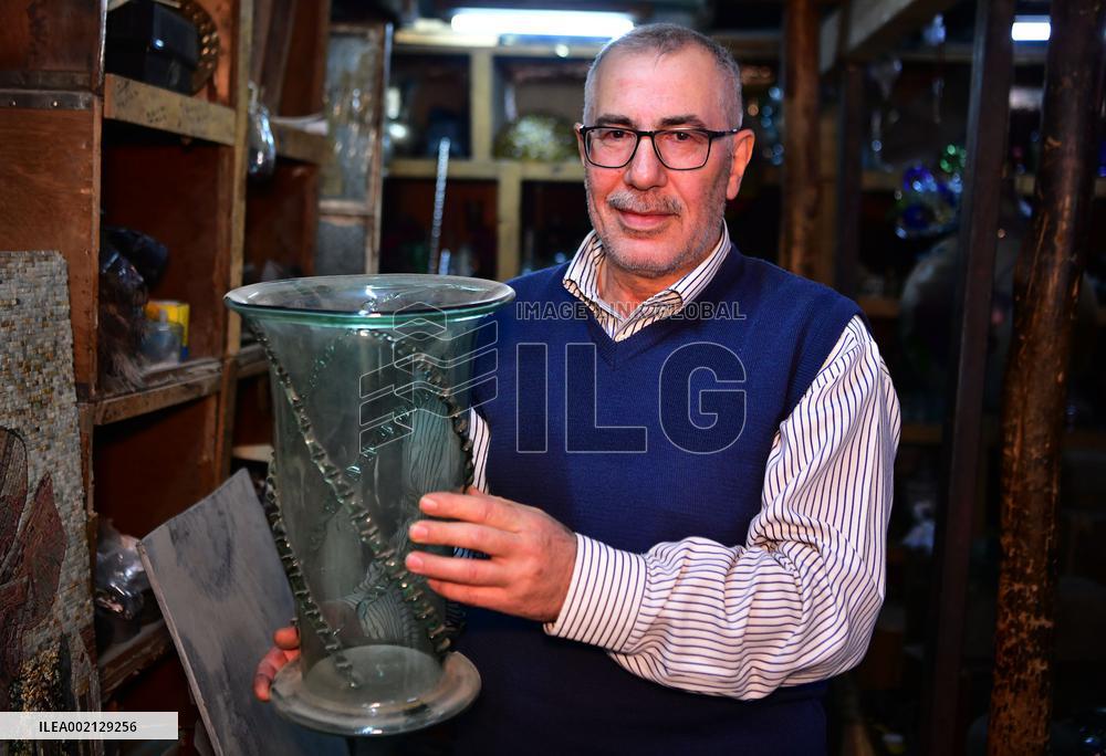 SYRIA-DAMASCUS-GLASSBLOWING