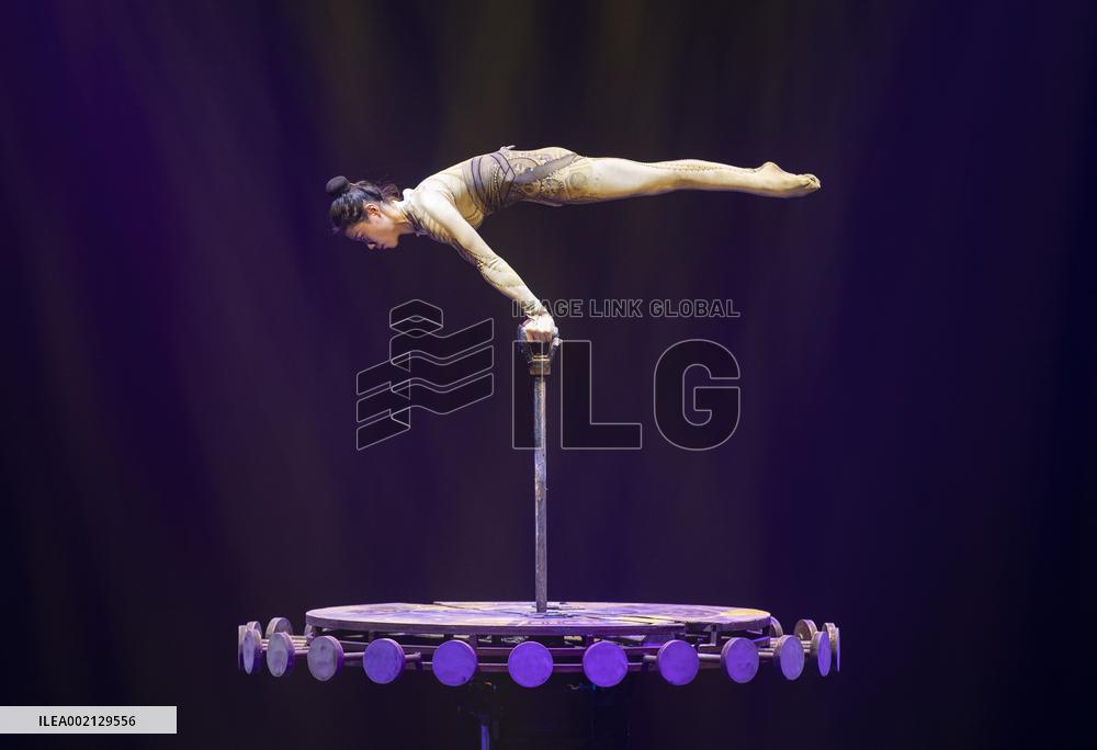 GERMANY-STUTTGART-CHINA-ACROBATICS