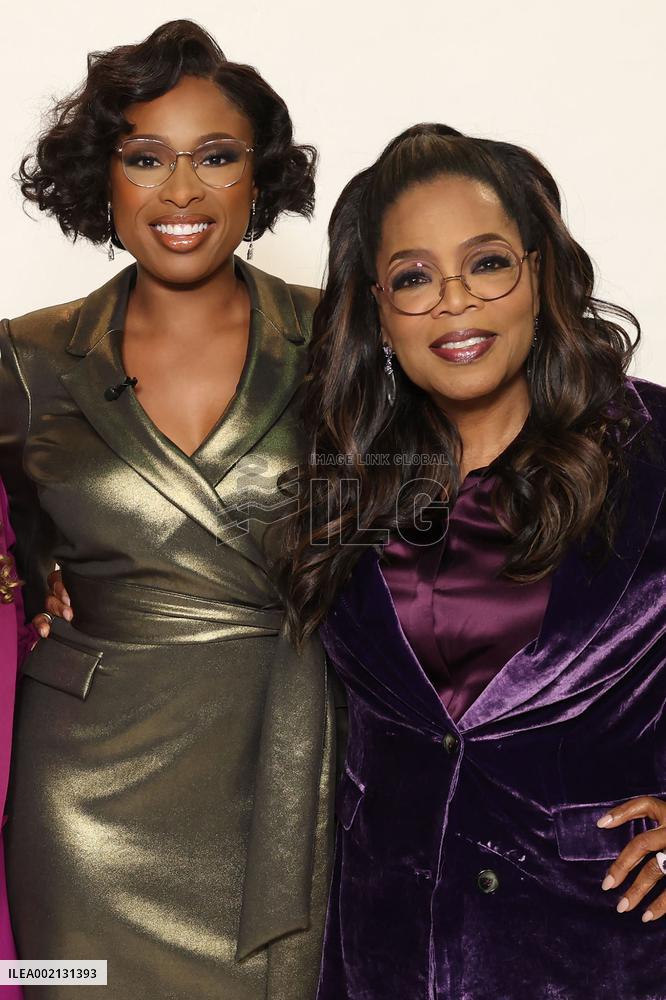 Set Of 'The Jennifer Hudson Show' - LA