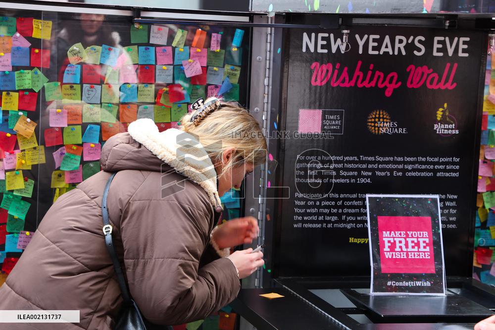 New Year's Eve Confetti Test - NYC
