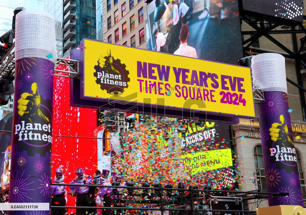 New Year's Eve Confetti Test - NYC