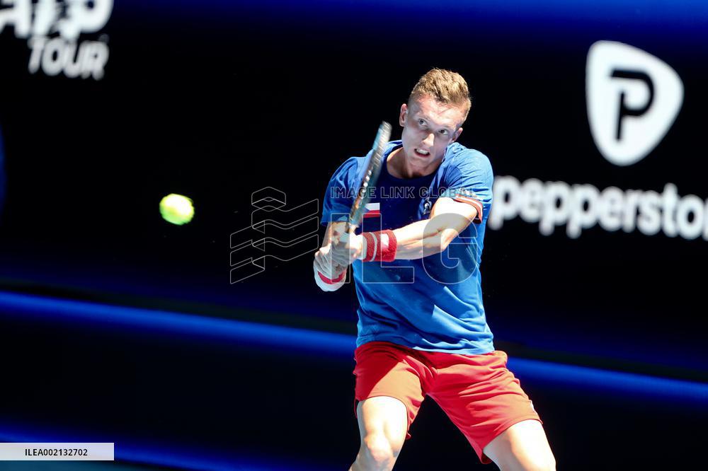(SP)AUSTRALIA-PERTH-TENNIS-UNITED CUP-CZE VS CHN