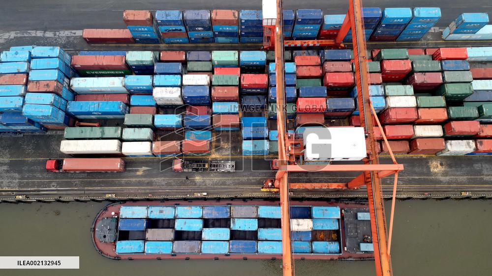 Fengshan Port terminal in Hai'an