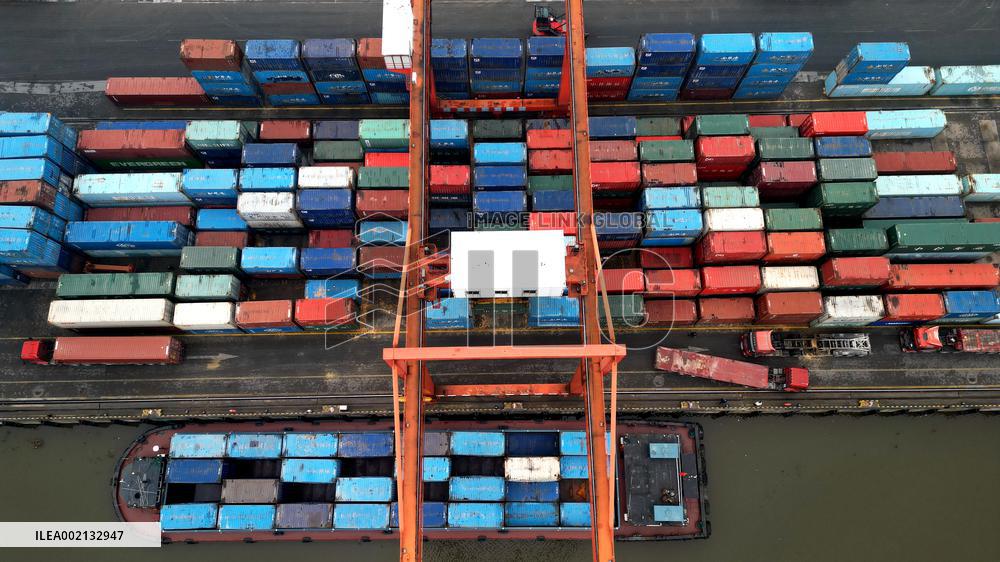 Fengshan Port terminal in Hai'an