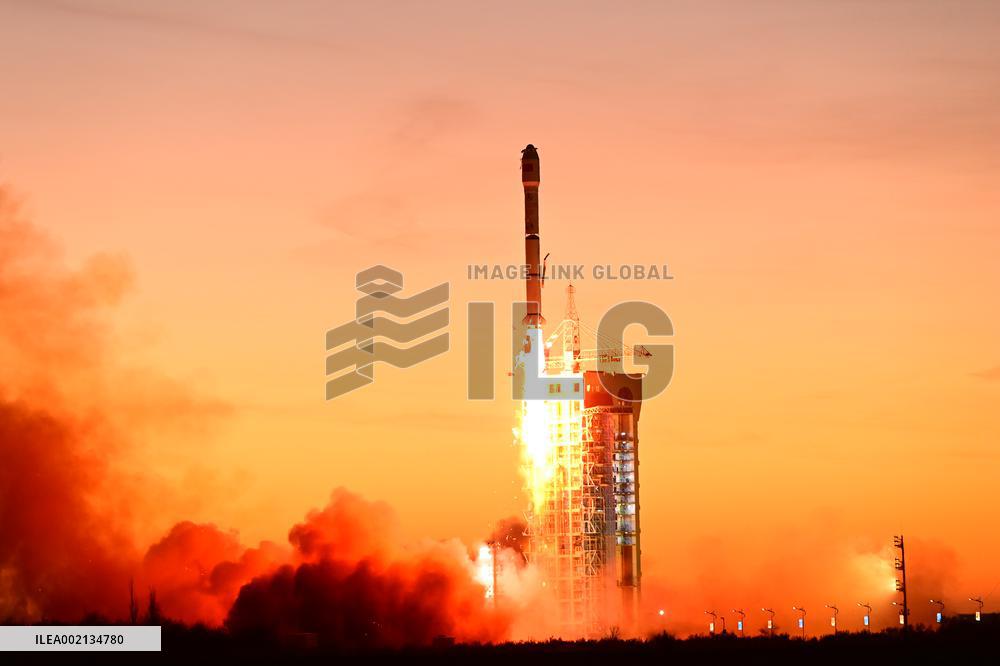 XINHUA PHOTOS OF THE DAY