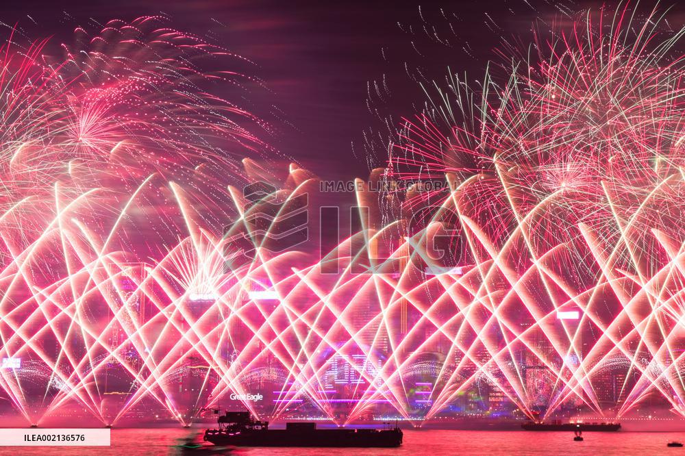 CHINA-HONG KONG-NEW YEAR-FIREWORKS (CN)