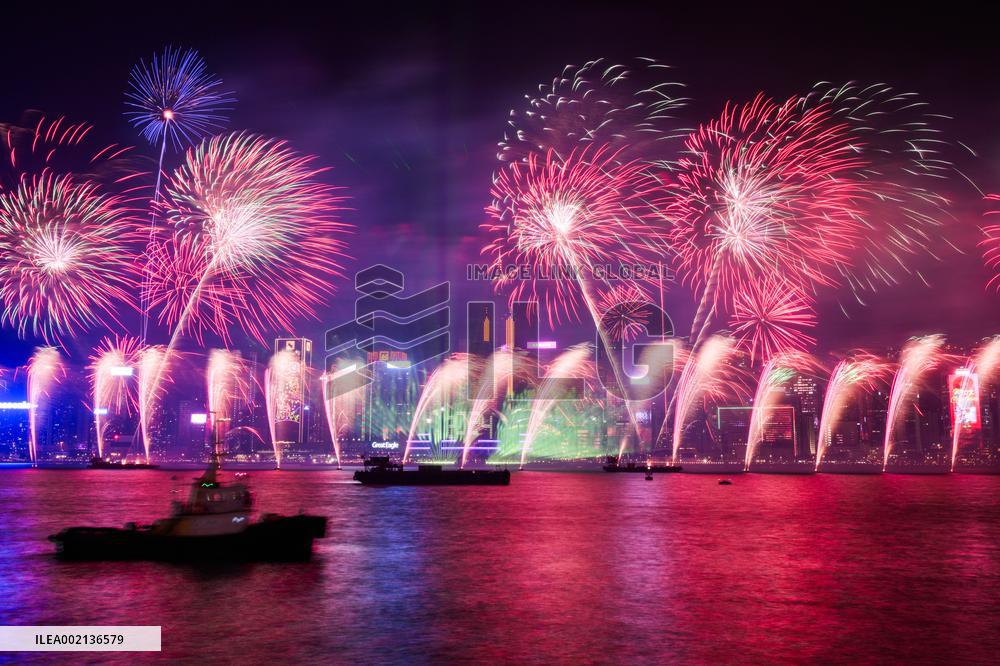 CHINA-HONG KONG-NEW YEAR-FIREWORKS (CN)