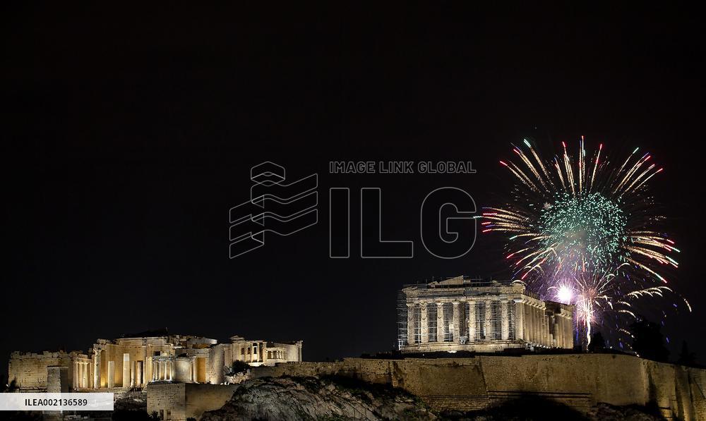 GREECE-ATHENS-NEW YEAR-FIREWORKS