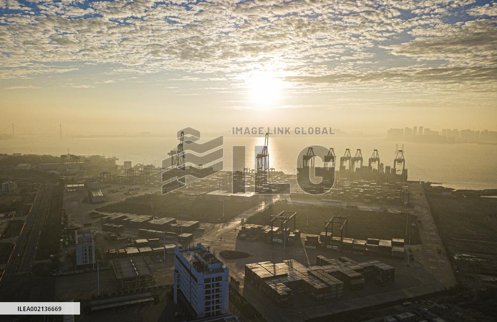 CHINA-NEW YEAR-SCENERY-SUNRISE (CN)