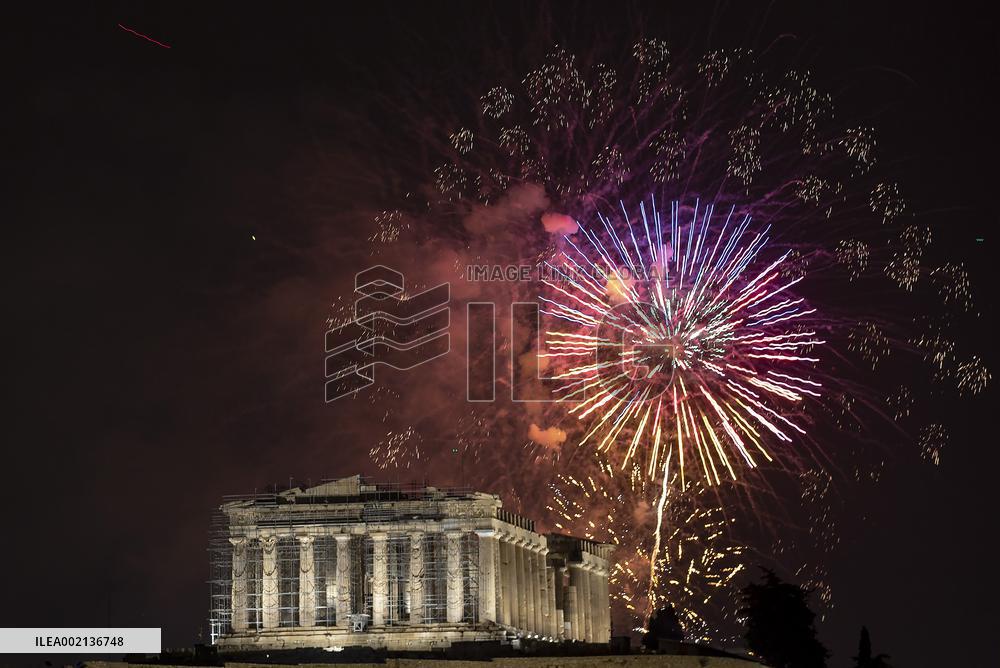 GREECE-ATHENS-NEW YEAR-FIREWORKS