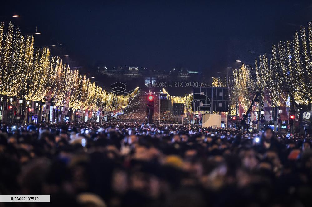 New Year's celebrations in Paris 2024
