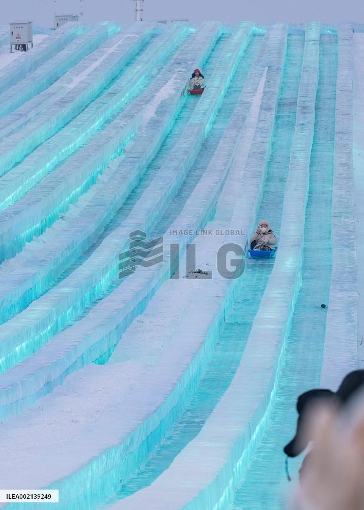 CHINA-HEILONGJIANG-HARBIN-ICE SLIDE (CN)